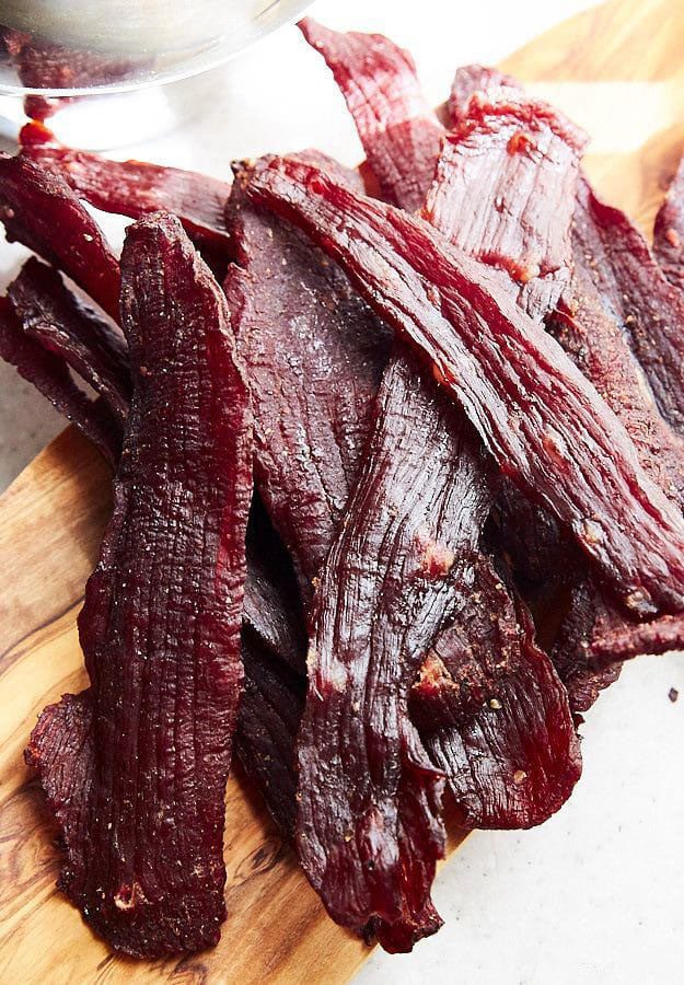 Сушеные ломтики мяса северного оленя